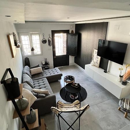 Prachtig Gemoderniseerde Woning Op 250 Meter Van Het Strand ซานตาโปลา ภายนอก รูปภาพ